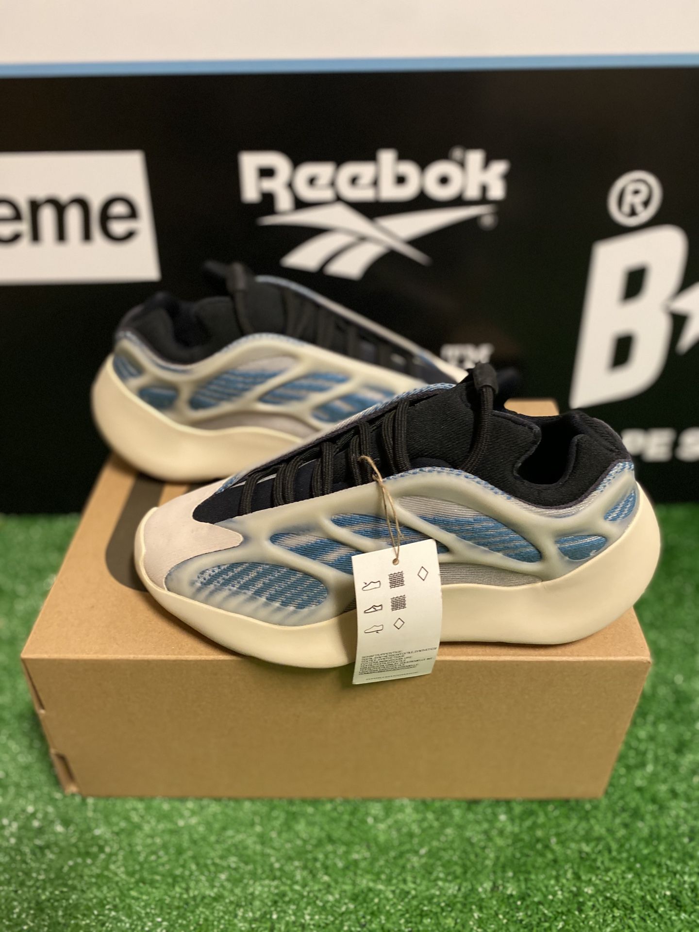 Adidas Yeezy 700 V3 “Kyanite”