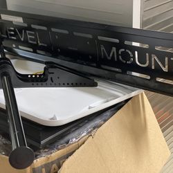 TV Mount - Adjustable Angle / Heavy Duty