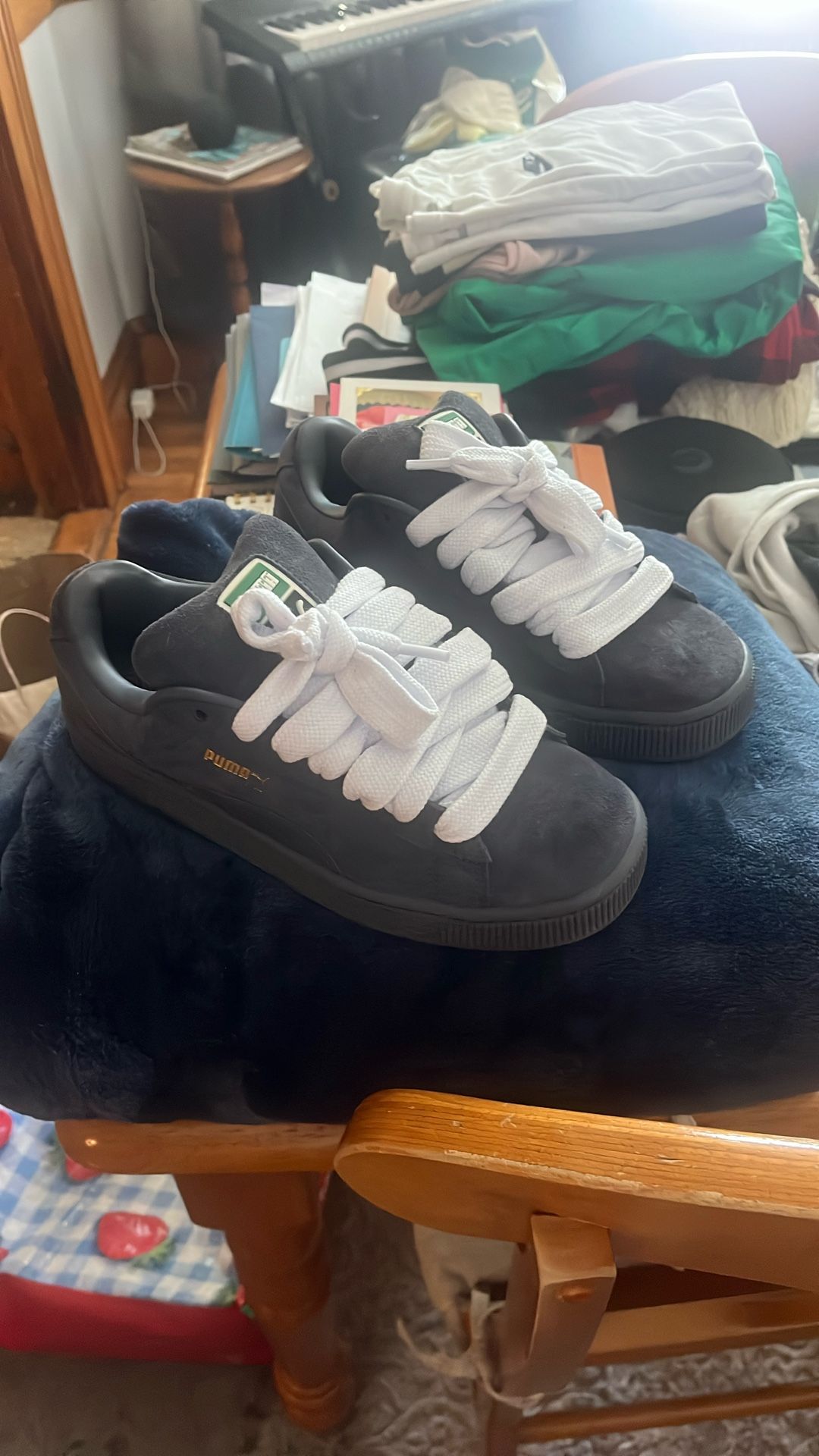 Puma Suede XL Shoes(comes With White And Grey Blue Laces)