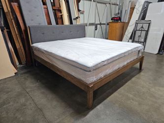 King bed and mattress