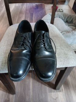 Black Leather Cap-Toe Oxford Dress Shoes