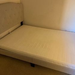 LIKE NEW Full Size Mattress
