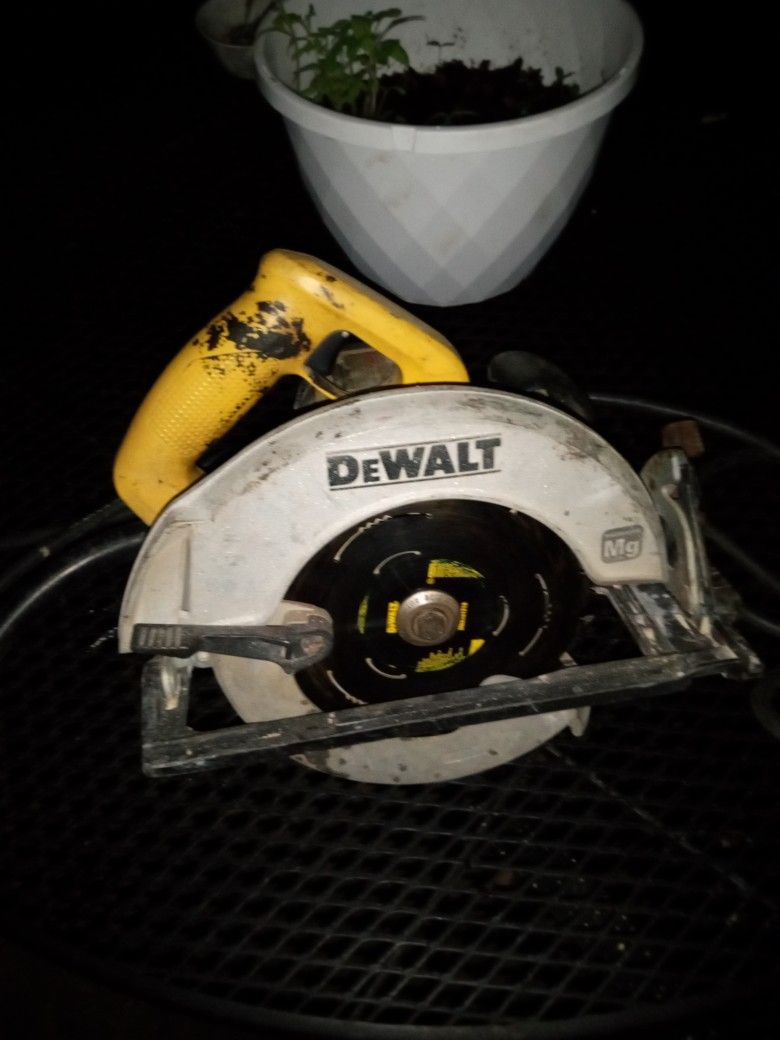 DeWalt Circular Saw And Black An Decker Drill