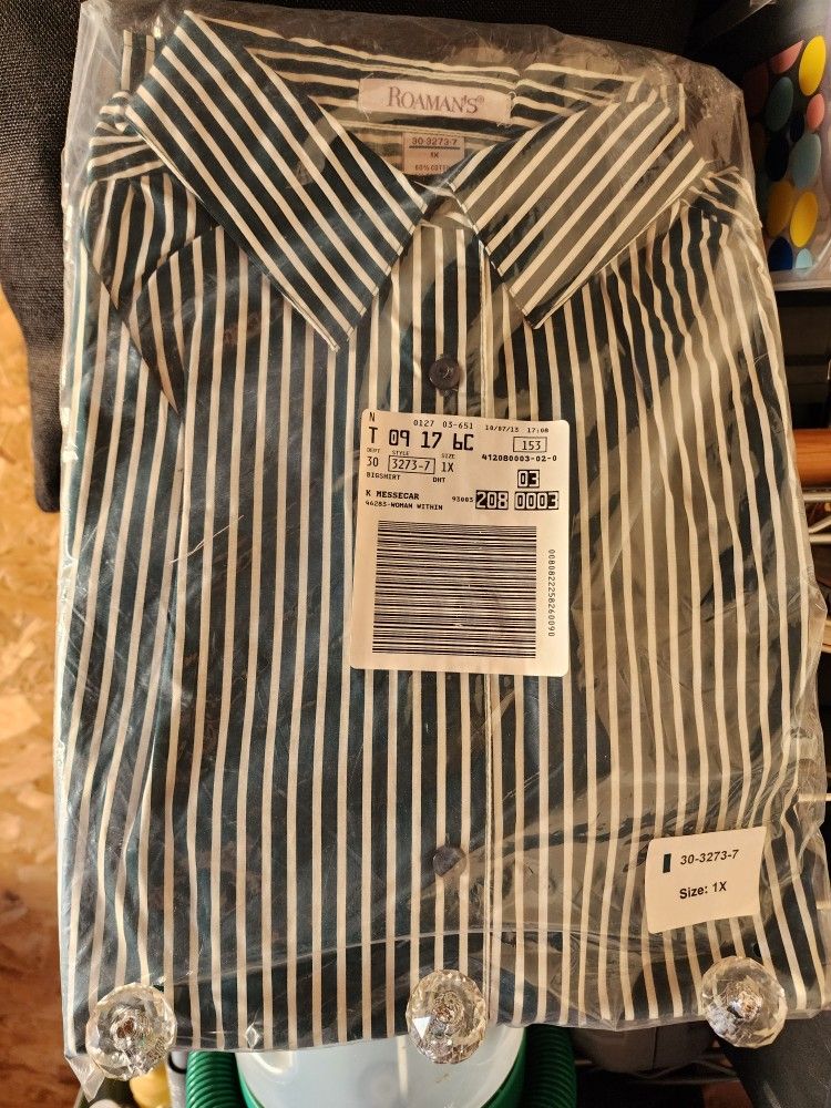 Long Sleeve Blouse New. Size 1x
