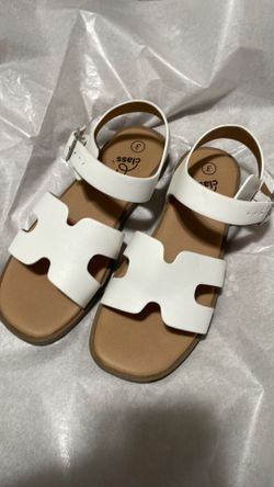 Art Class White Sandals - Big Kid Size 3