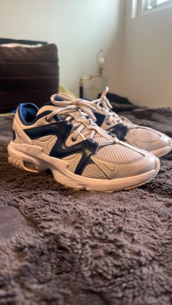 Nike Air Max Graviton White/Blue Women’s  Size 7