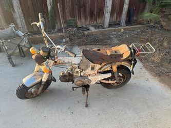 Honda Dax ST50 monkey trail bike 50