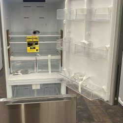 VISSANI MDBF18SS 18.7 cu. ft. Bottom Freezer Refrigerator