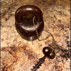 Antique 19th Century Star Lock Works Scandinavian Padlock W Key