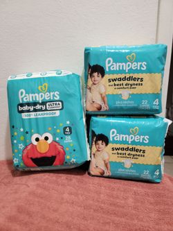 Tres bolsas de pamper #4 por $24