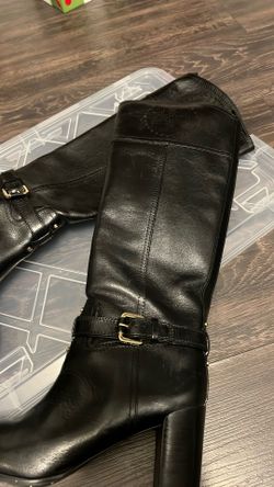  Tory Burch. Boots Size 8.5