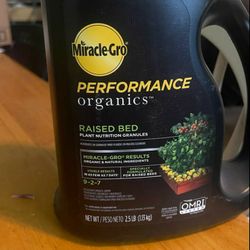 miracle-gro fertilizer