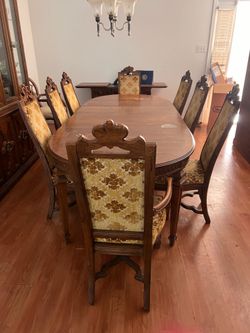 Dinning table and chairs