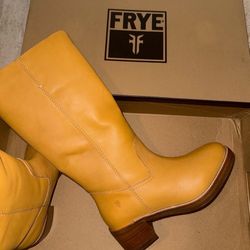 Frye Camryn Banana Boots Size 7