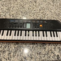 Casio Kids Electronic Keyboard 