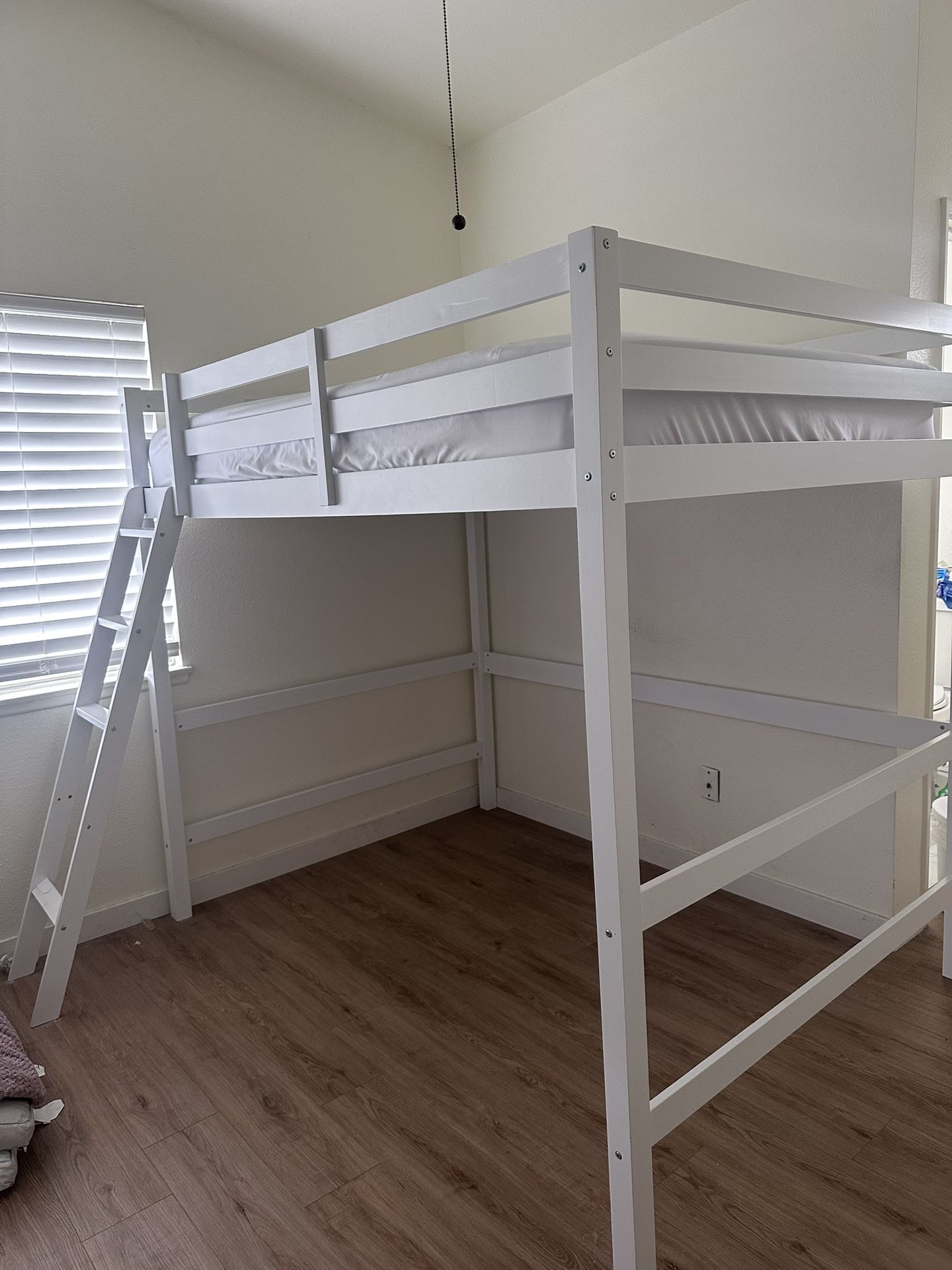 Full Size Loft Bunk Bed