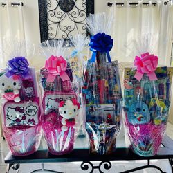 Large bucket, Easter baskets