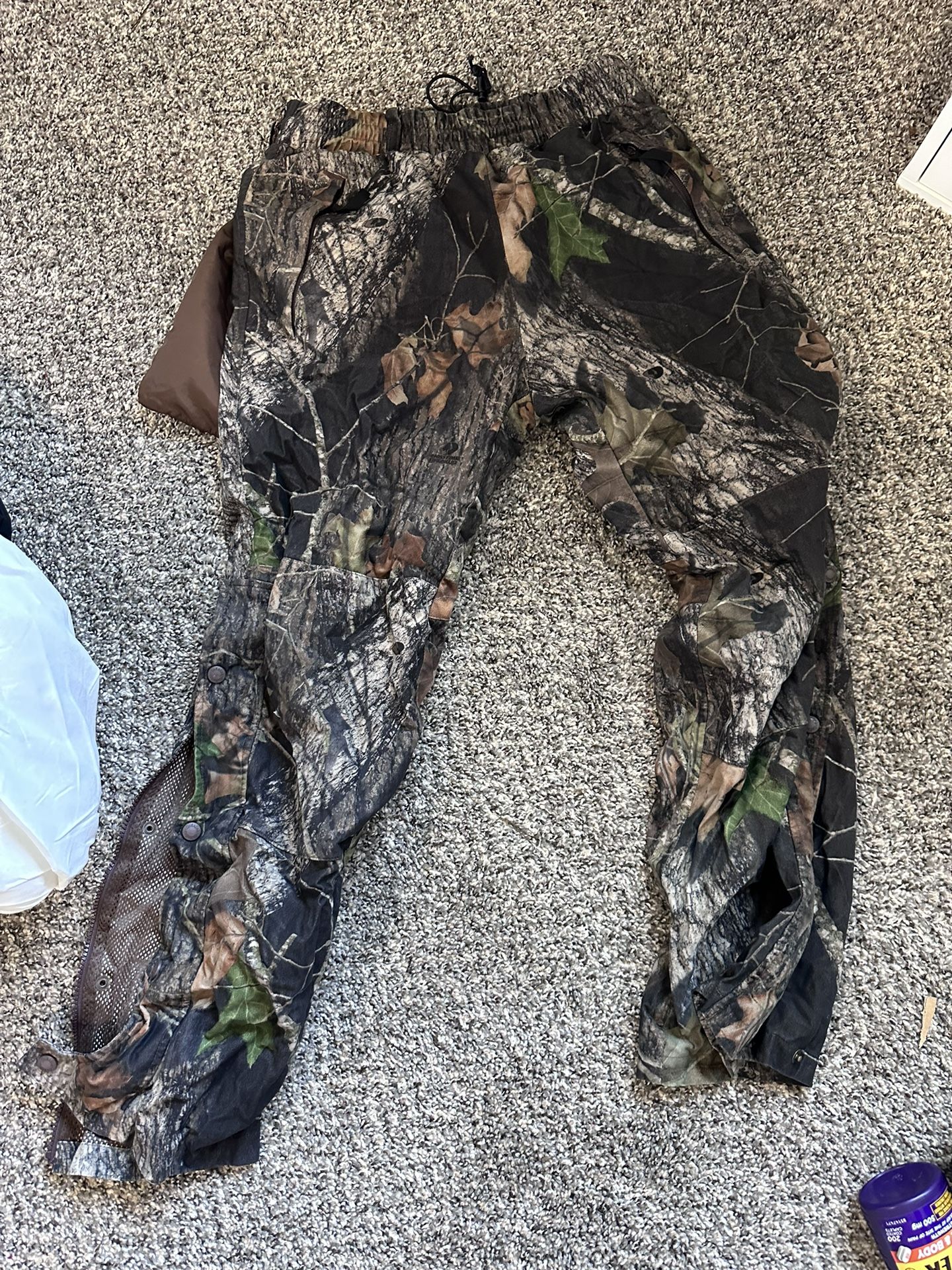 Cabellas Camo Pants
