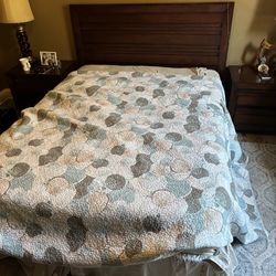 Queen Bed solid wood