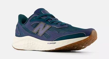 New Balance Fresh Foam Arishi v4 Tiralux Men Size 10 (2E) Wide Running Sneakers Brand New
