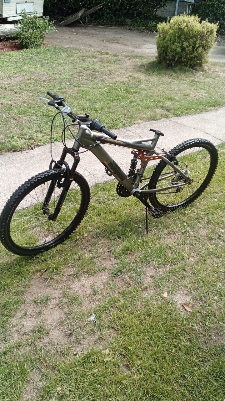 Mongoose Mountain Bike Mens 