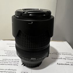 Nikon Lens 18-140mm