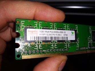 Hynix 4 x 1gb ram DDR2 pc2-5300u-555-12 4 sticks ram at 1gb each
