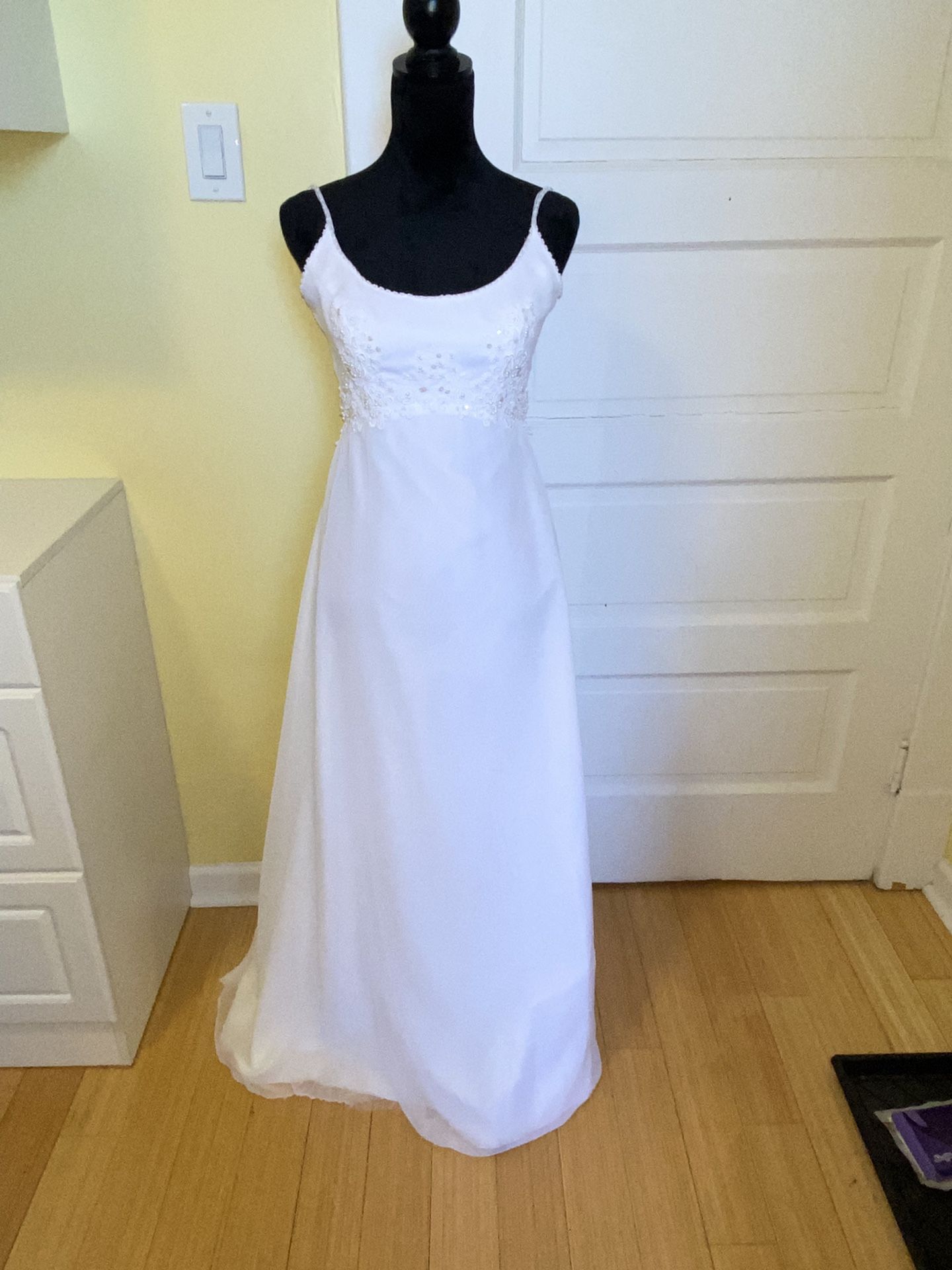 Wedding Dress & Accessories 