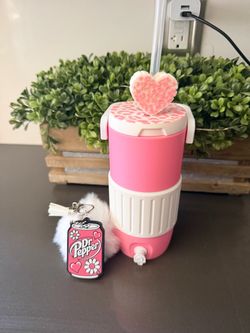 Pink leopard print 12oz slim can koozie