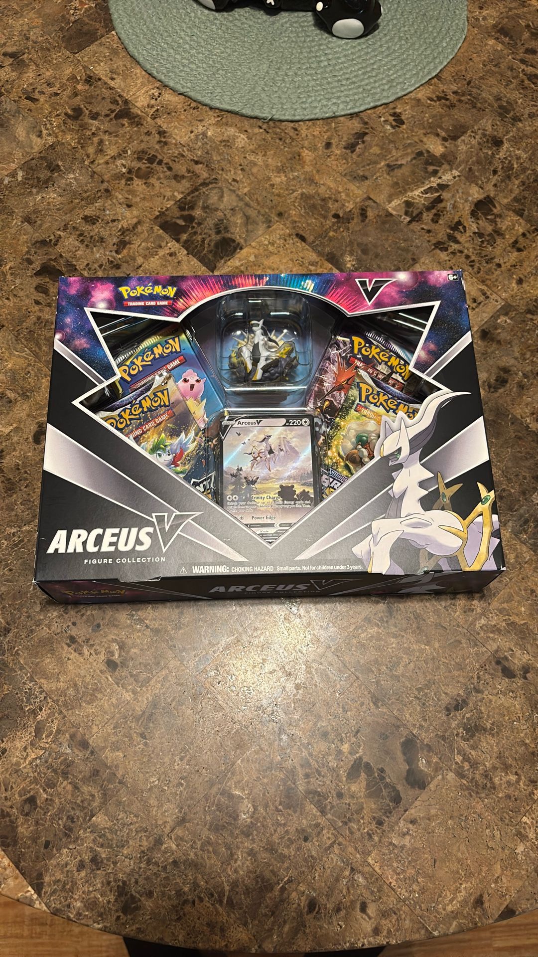 Pokémon Arceus V Figure Collection