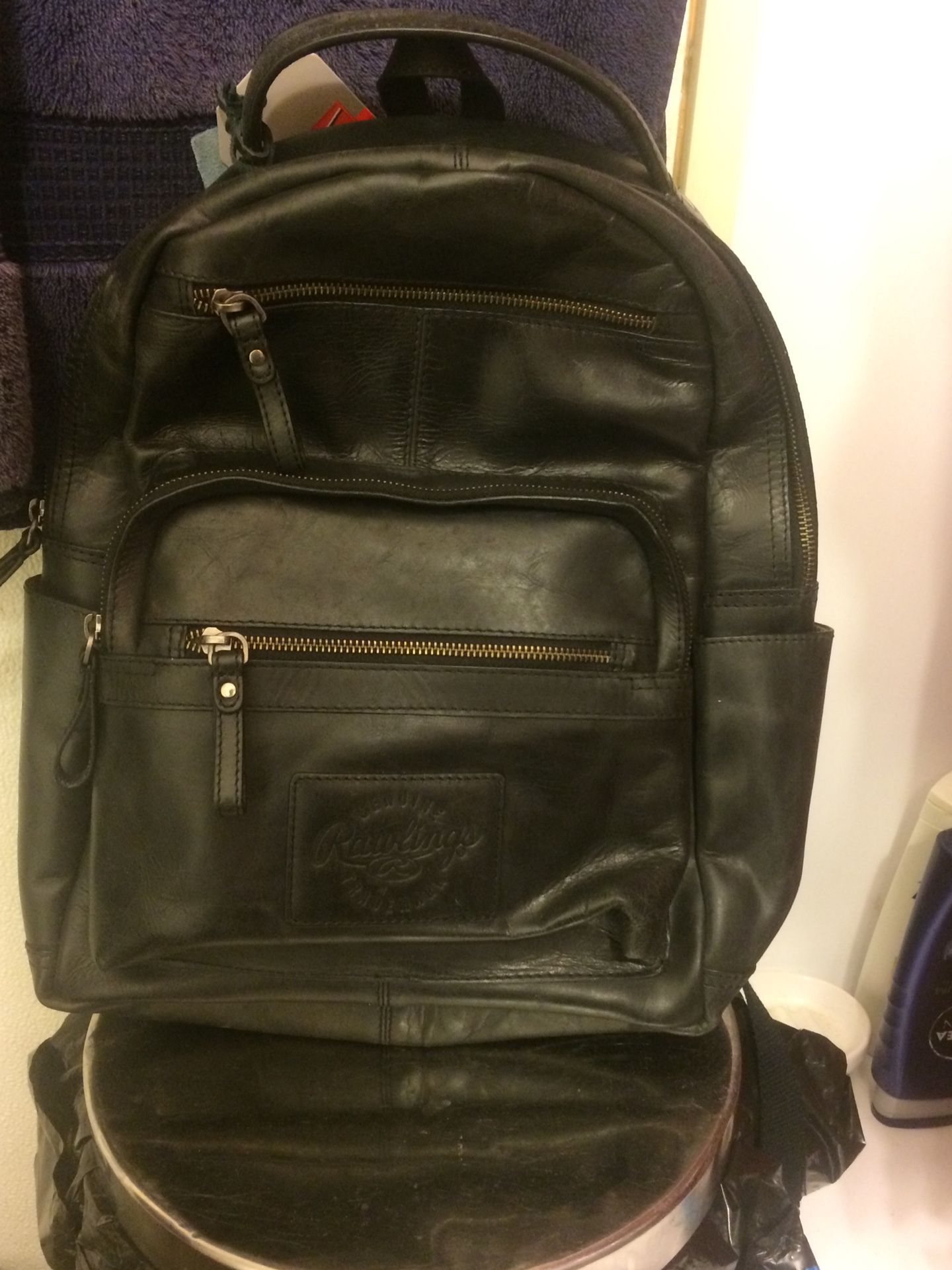 Rawlings genuine leather medium black backpack