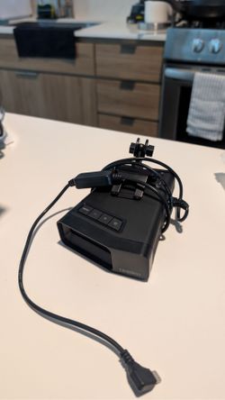 R7
Extreme Long-Range Laser/Radar Detector