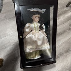 Ashley Belle Limited Edition Collection Porcelain Doll With Case