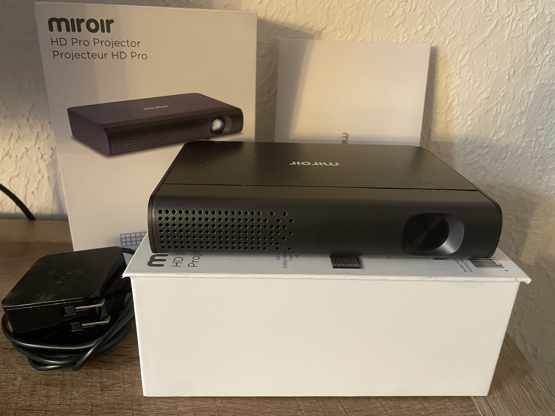 Portable 1080p Miroir Mini Projector M289 HD Pro DLP