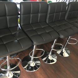 New Set Of 4 Black Bar Stools / Adjustable Height And Swivel / Price Is Firm / Pick Up Only / Blue Pub Stools 