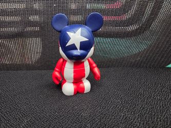 Disney Vinylmation Flag Series- Puerto Rico