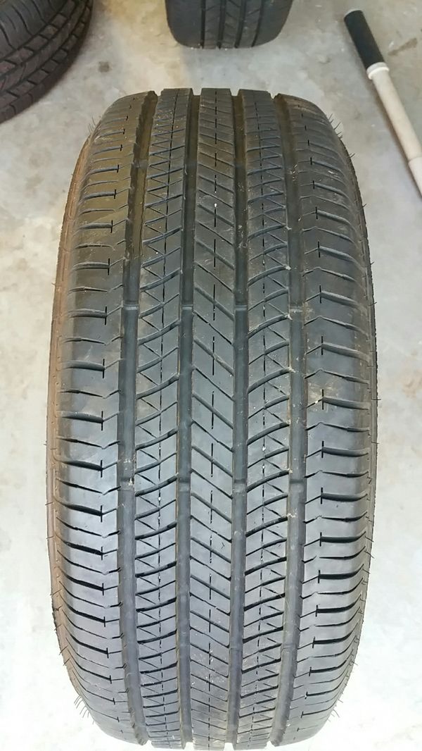 1Bridgestone Turanza 205/55/16 tire for Sale in Plainville, CT - OfferUp