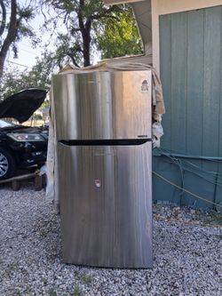 Use Stainless Steel Refrigerator