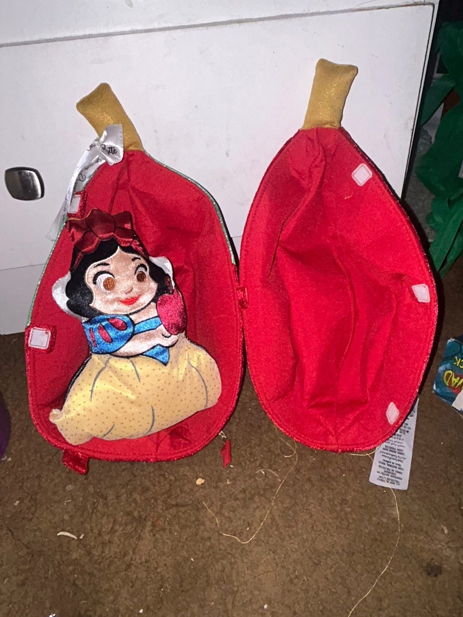 Snowwhite Apple