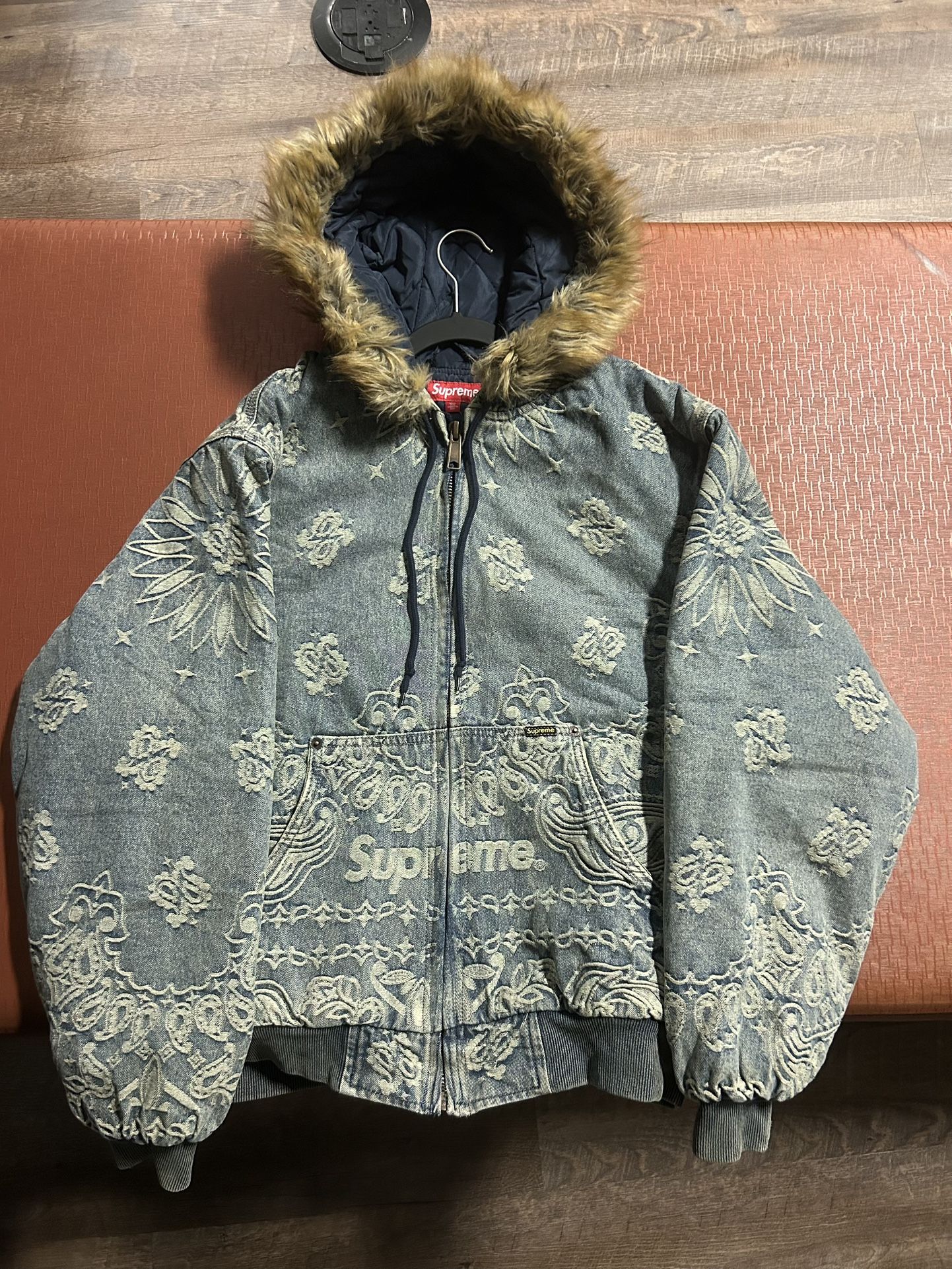Supreme Jacquard bandana blue jacket size Medium