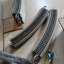 20 track pieces of turn track are 40 or 50 dollars for the tracks