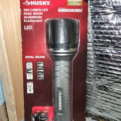 Husky 500-Lumen LED Flashlight