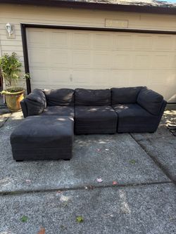 Modular sectional