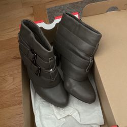 6.5 Women Shoes  - Gray