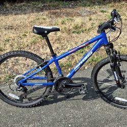 Novara 24 Inch Kids Bike