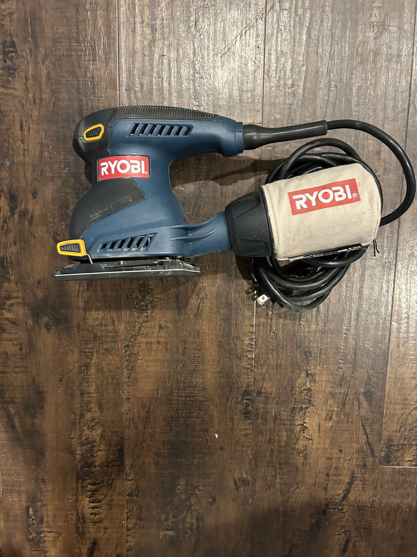 RYOBI SHEET SANDER
