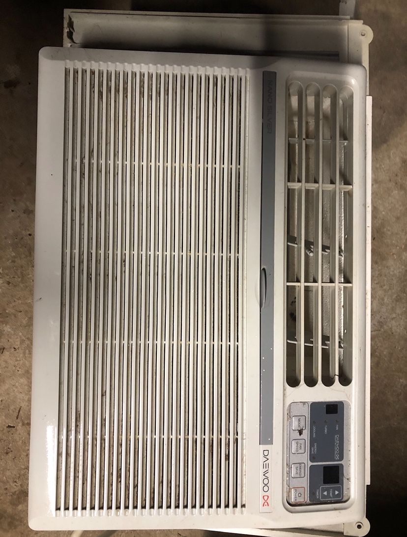 Daewoo AC Unit