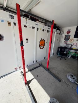 Pull Up Bar Station