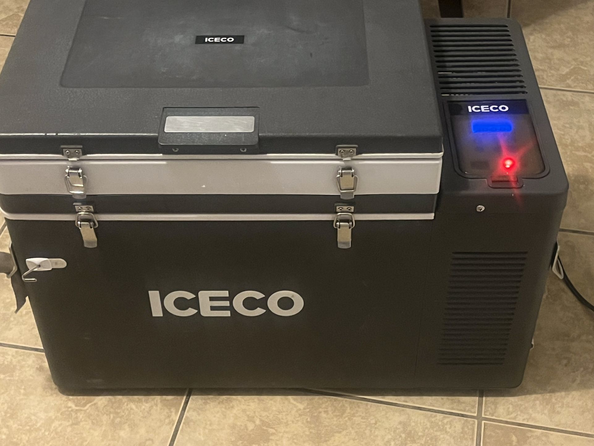 Frezzer Portátil 12 Voltios Y 110 Model eco