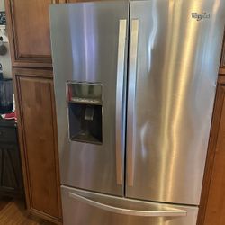 Whirlpool Refrigerator 